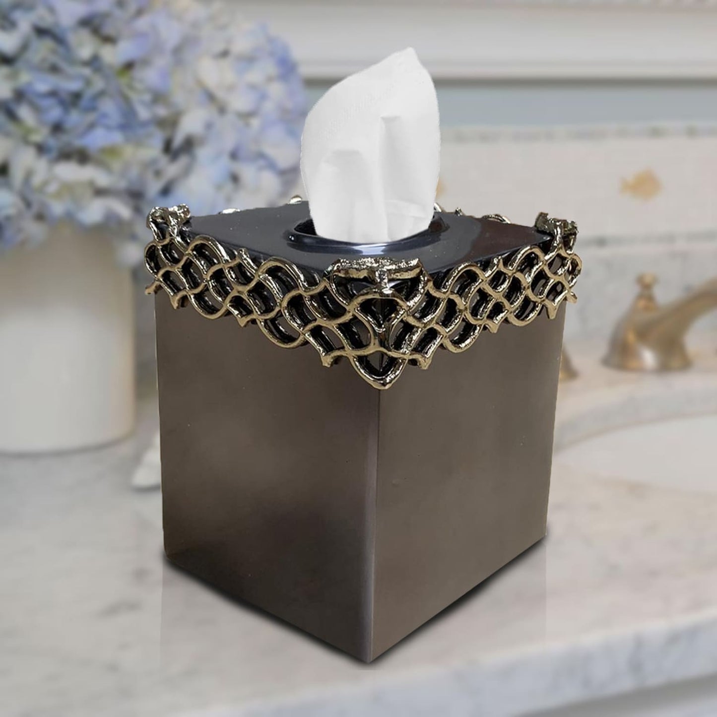 The Arabesque Collection - Tissue Box Cover by Decozen